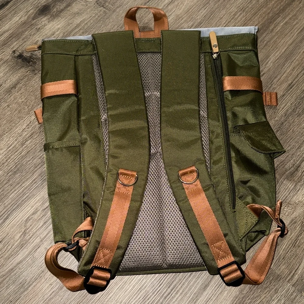 Harvest Label Rolltop Backpack 2.0 - Olive - Picture 4 of 7